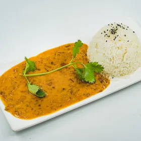 Steamed Rice with Peanut Sauce