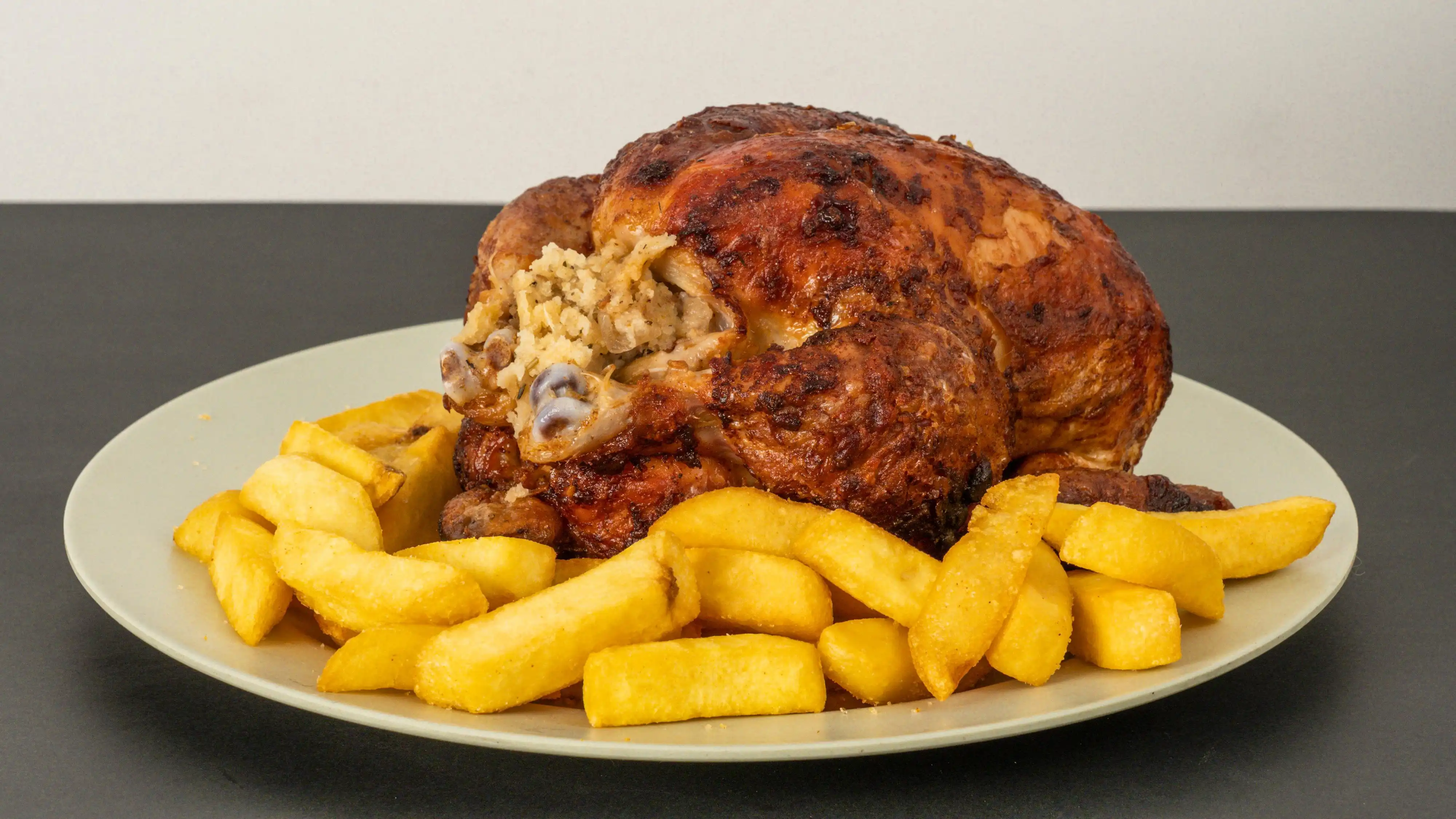 Chicken & Chips 🐔🍟